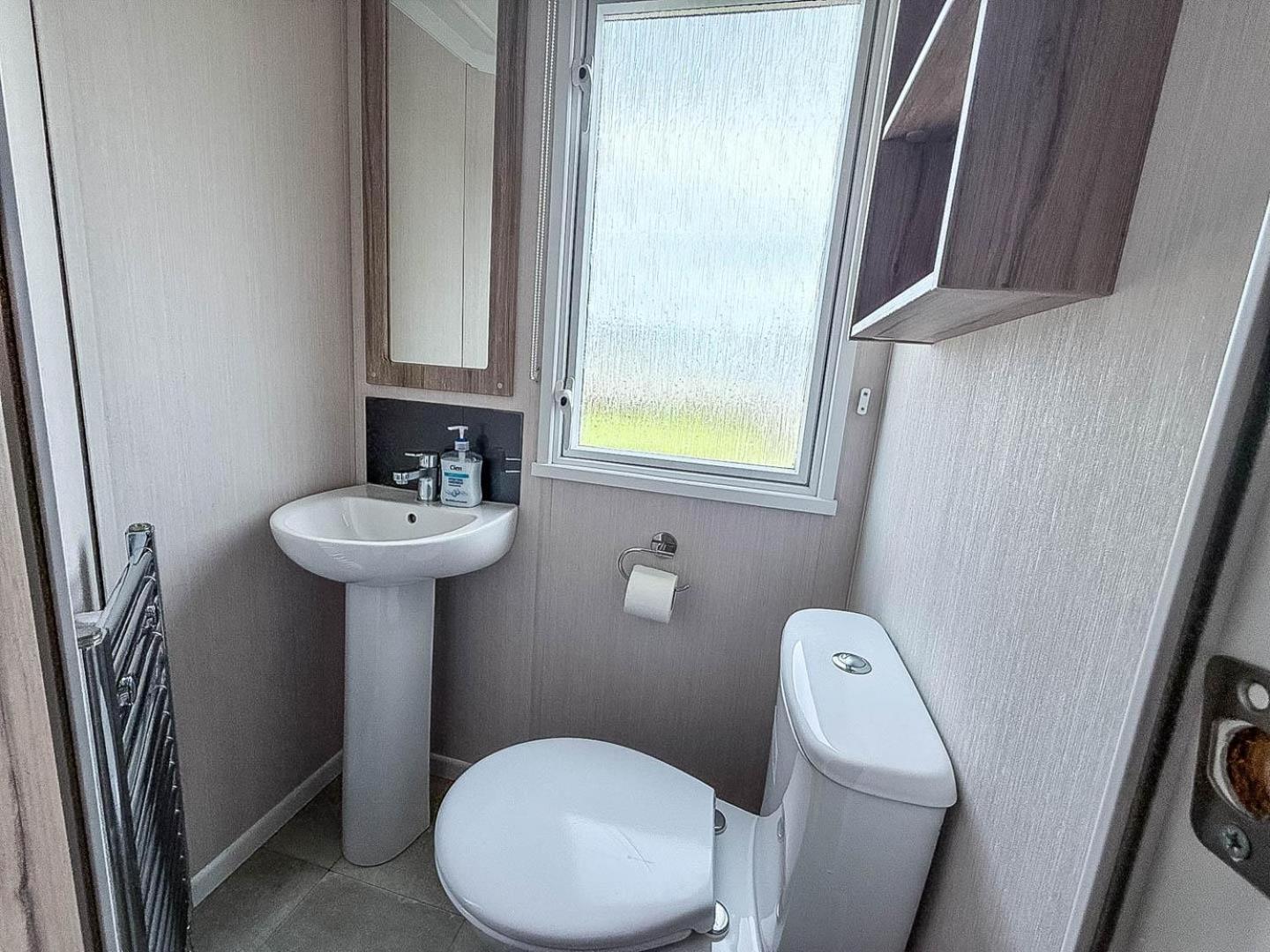 לאות' 6 Berth Caravan With Decking At Sunnydale Holiday Park Ref 35243Kg מראה חיצוני תמונה