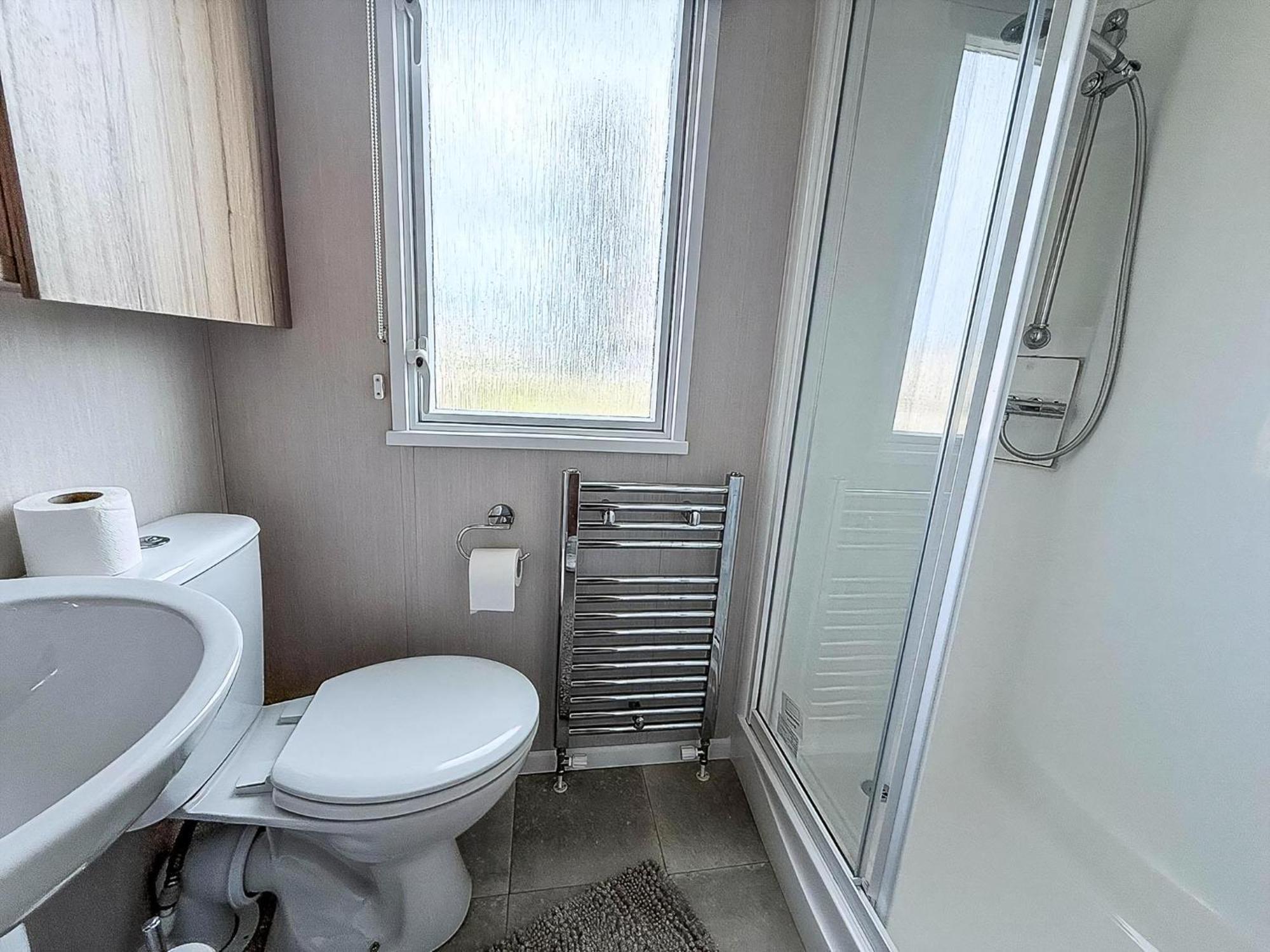 לאות' 6 Berth Caravan With Decking At Sunnydale Holiday Park Ref 35243Kg מראה חיצוני תמונה