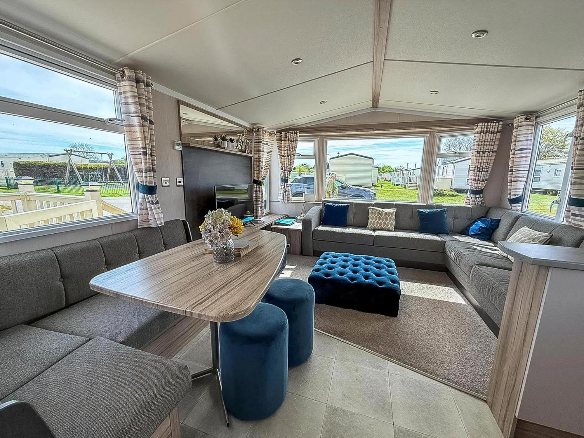 לאות' 6 Berth Caravan With Decking At Sunnydale Holiday Park Ref 35243Kg מראה חיצוני תמונה